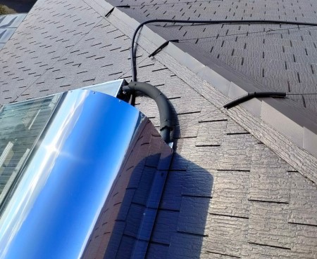 天日　太陽熱温水器　屋根点検